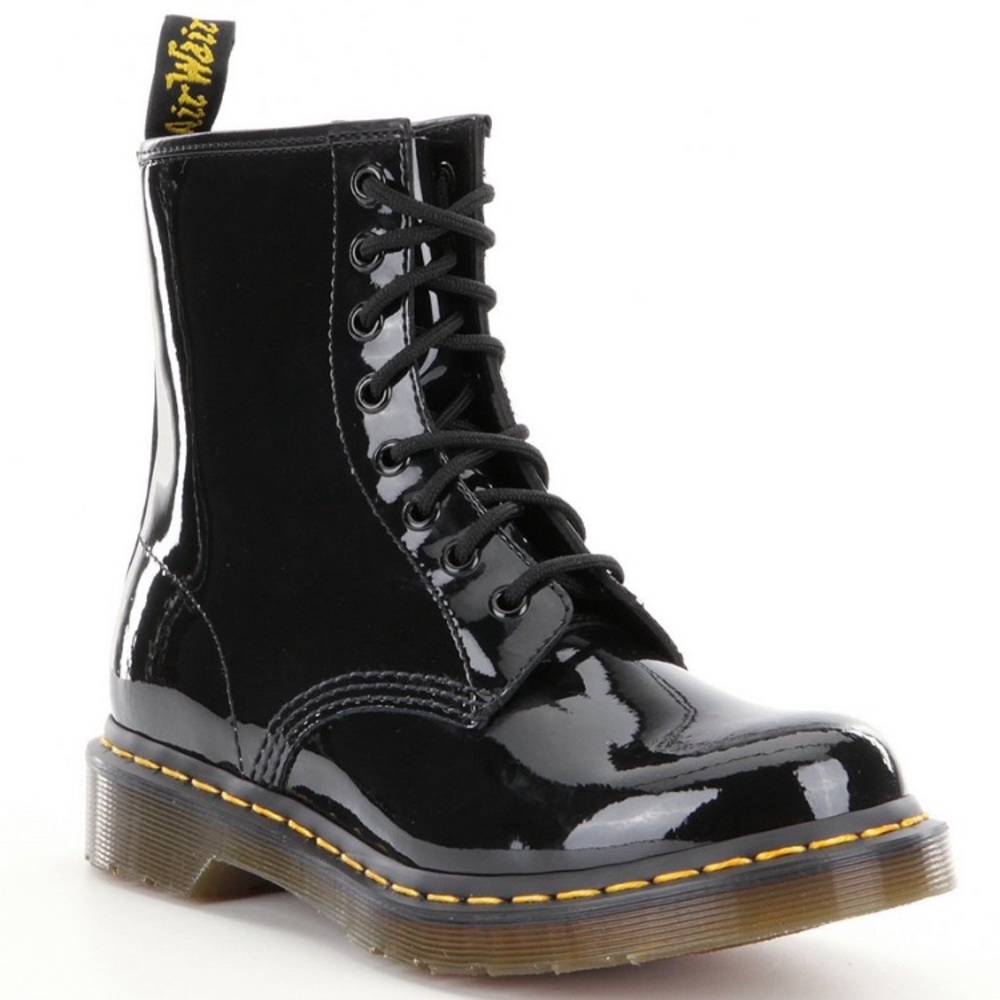 Shiny Black Dr. Martens SZ 10
